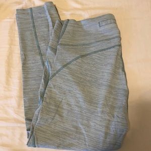 Outdoor Voices Capri Leggings